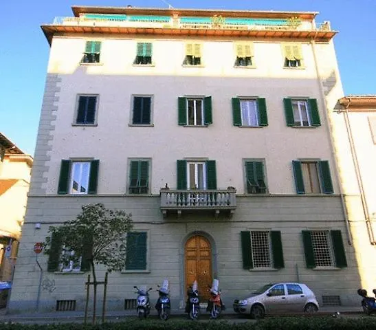 Affittacamere Benedetta Firenze 2*,
